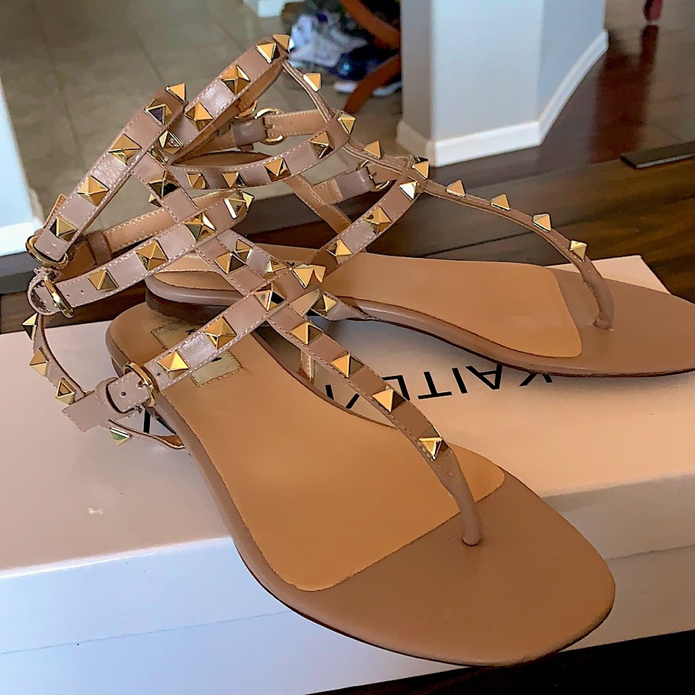 🎈SOLD🎈Kaitlyn Pan Studded Sandals